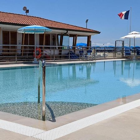 Casa Primavera Viareggio Eksteriør billede
